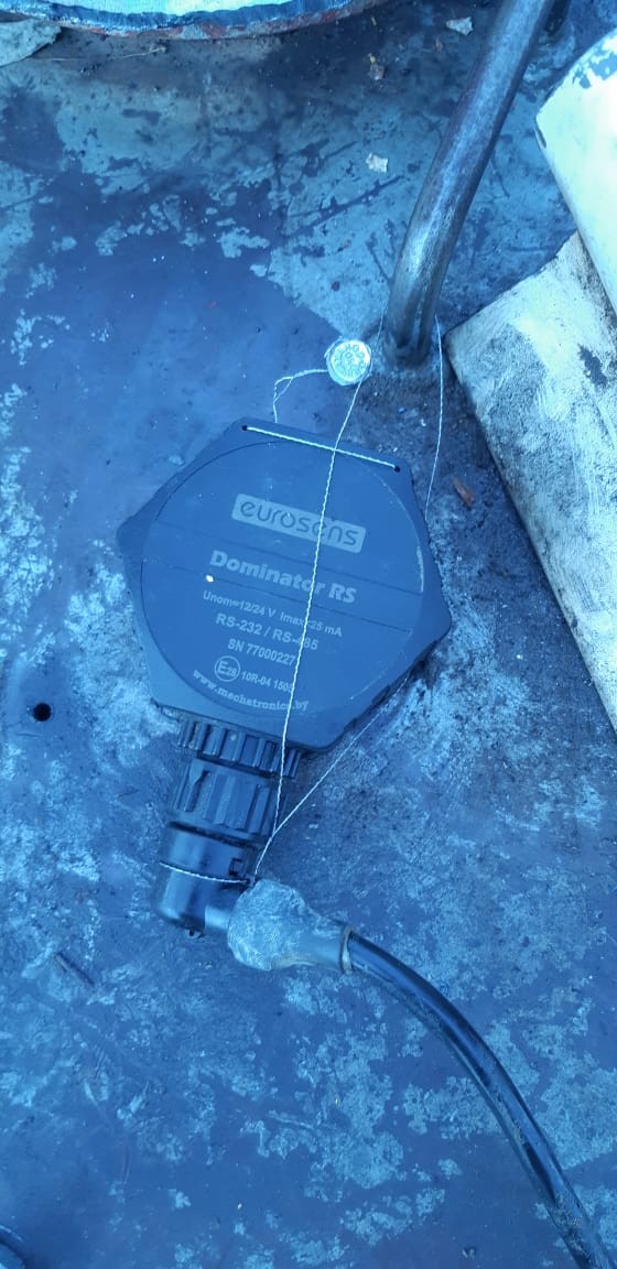 датчик уровня топлива емкости