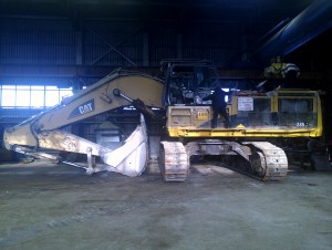 Excavator CAT 385 with Eurosens Delta fuel flow meter